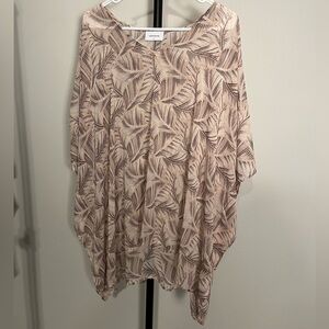 EUC Adrienne Sheer Poncho Beige & Brown Leaf Print Top Medium but like One Size